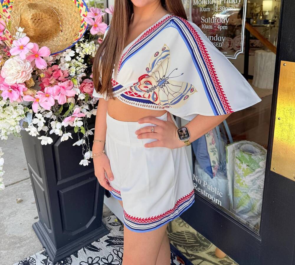 NEW CIEBON women's heidi printed pleated shorts in white multi